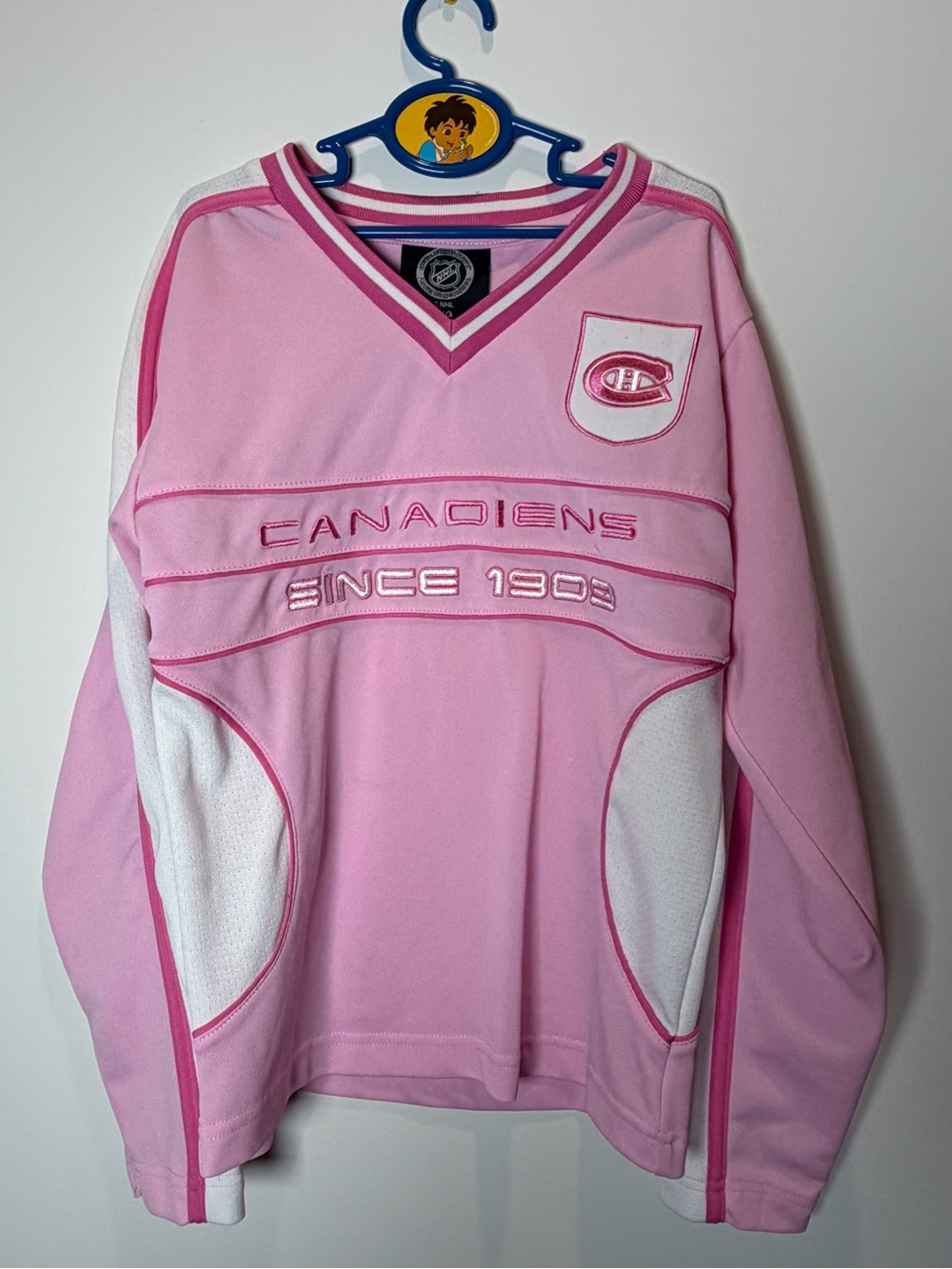 NHL Pink and White Girls V‑Neck Montreal Canadiens Jersey Habs Youth Large